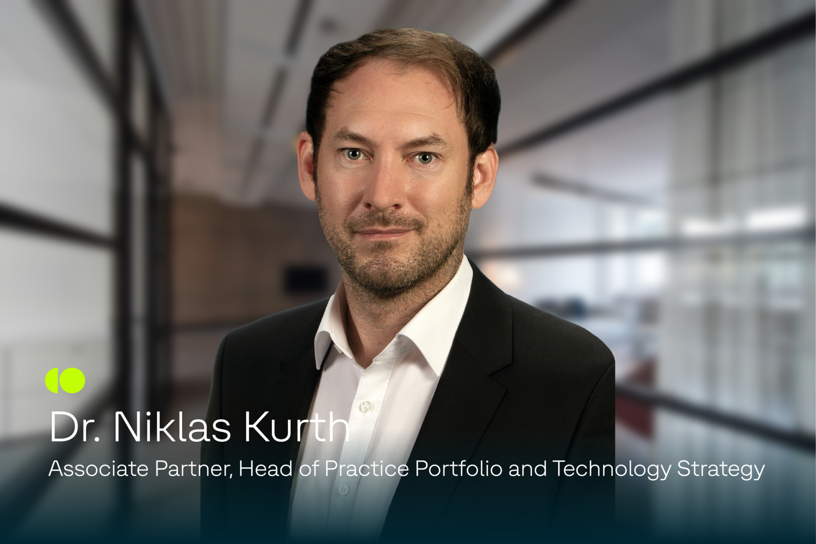 Dr. Niklas Kurth